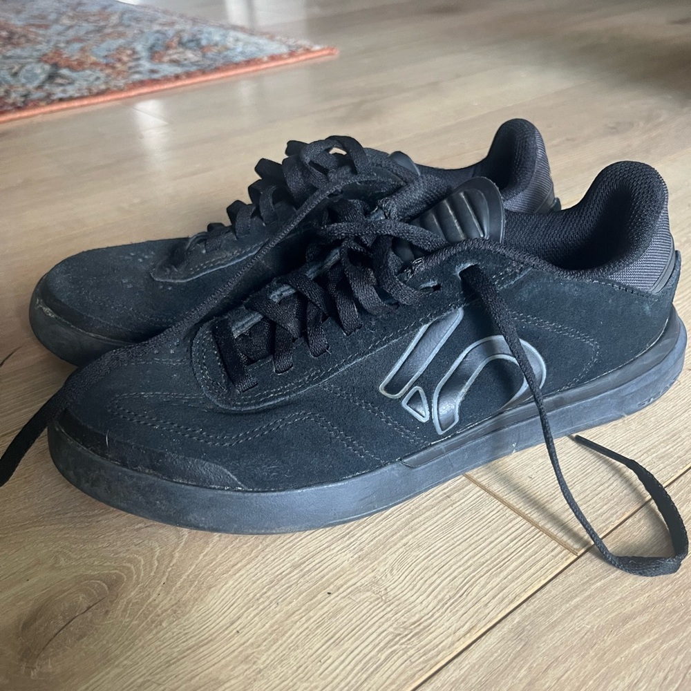 Adidas 5ten Sleuth DLX